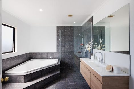 Photo of property in 69 Royal Oak Drive, Kelvin Grove, Palmerston North, 4414