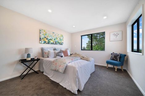 Photo of property in 8b Mason Street, New Lynn, Auckland, 0600