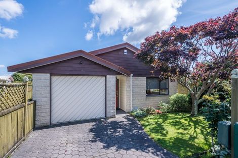 Photo of property in 5a Waimarie Avenue, Paraparaumu, 5032