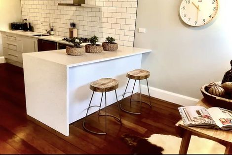 Photo of property in 27a Goldsmith Road, Hospital Hill, Napier, 4110