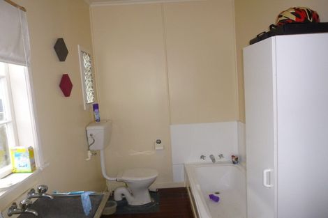 Photo of property in 214 Fox Street, Hamilton East, Hamilton, 3216