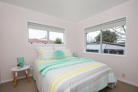 Photo of property in 5 Palm Court Drive, Glen Eden, Auckland, 0602