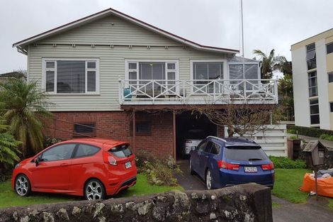 Photo of property in 16 King Edward Parade, Devonport, Auckland, 0624