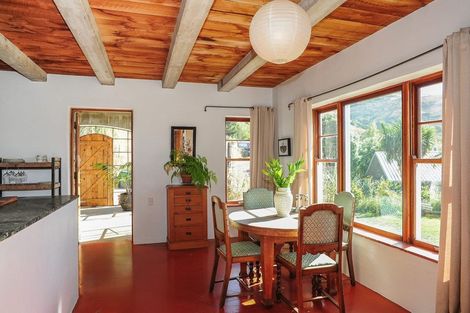 Photo of property in 25c Walkers Road, Lyttelton, 8082