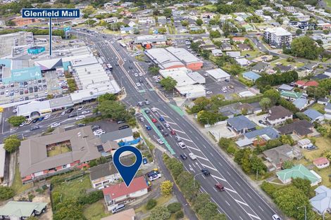 Photo of property in 415 Glenfield Road, Glenfield, Auckland, 0629