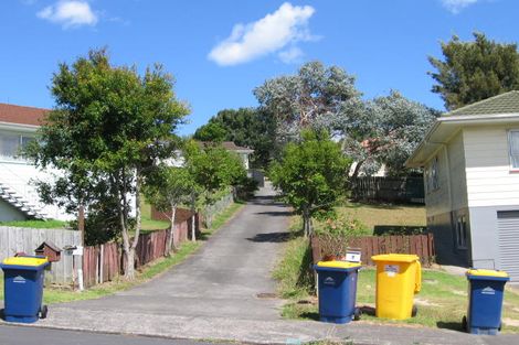 Photo of property in 11 Santiago Crescent, Unsworth Heights, Auckland, 0632
