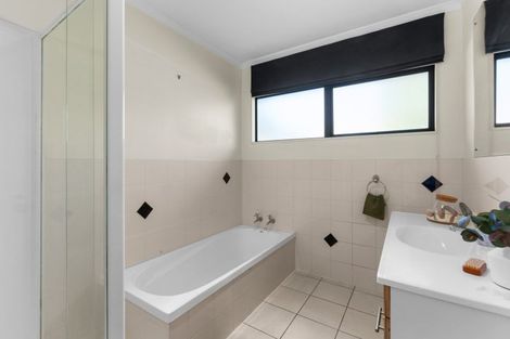 Photo of property in 53 Rotokawa Street, Taupo, 3330