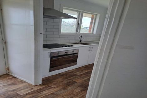 Photo of property in 2/5 Amandale Avenue, Mount Albert, Auckland, 1025