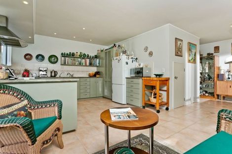 Photo of property in 1/37 Holland Road, Hillcrest, Auckland, 0627