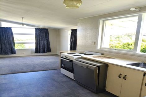 Photo of property in 32 Stuart Street, Holmes Hill, Oamaru, 9401