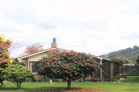 Photo of property in 4 Logan Street, Fairy Springs, Rotorua, 3015