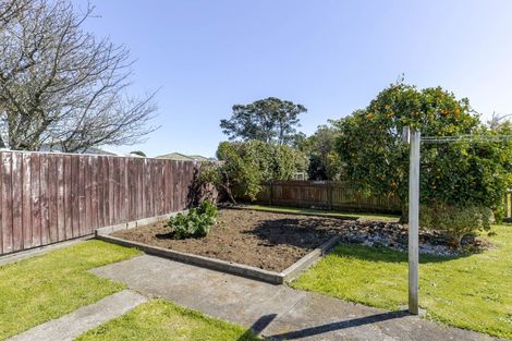 Photo of property in 25 Battiscombe Terrace, Waitara, 4320