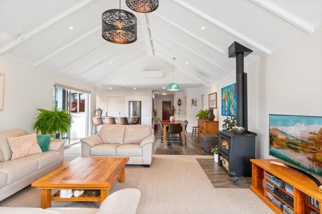 Photo of property in 104 Coast Boulevard, Papamoa Beach, Papamoa, 3118