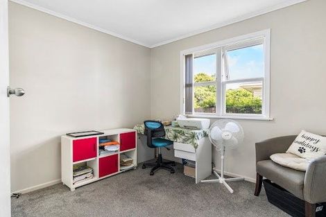 Photo of property in 19 Surrey Street, Manurewa, Auckland, 2102