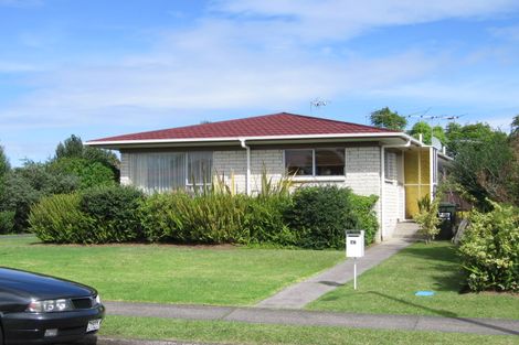Photo of property in 1/7 Hedge Row, Sunnyhills, Auckland, 2010