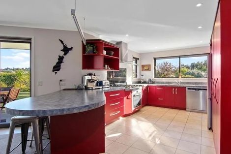 Photo of property in 50 Pine Hill Road, Ruby Bay, Upper Moutere, 7173