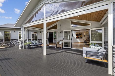 Photo of property in 2 Merlot Place, Rototuna, Hamilton, 3210