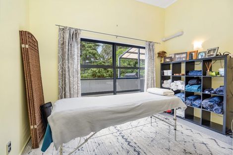 Photo of property in 66 Owhiwa Road, Parua Bay, Onerahi, 0192