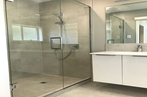 Photo of property in 79 Tawa Road, Kumeu, 0891