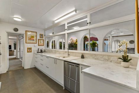 Photo of property in 51 Riverside Road, Orewa, 0931