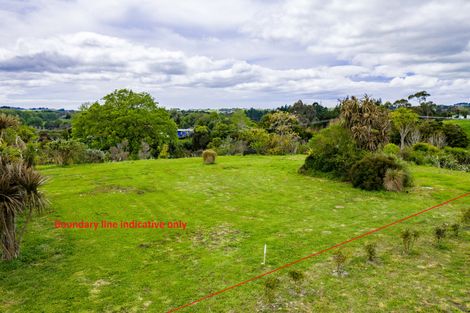 Photo of property in 126 Oneriri Road, Kaiwaka, 0573