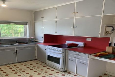 Photo of property in 59 Sylvan Avenue, Northcote, Auckland, 0627