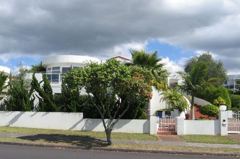Photo of property in 110 Picasso Drive, West Harbour, Auckland, 0618
