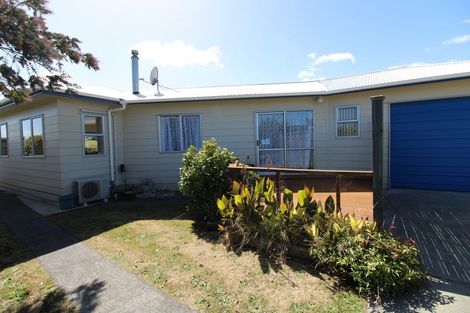 Photo of property in 9 Andrews Street, Foxton Beach, Foxton, 4815