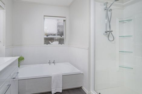 Photo of property in 6 Punga Place, Whitianga, 3510