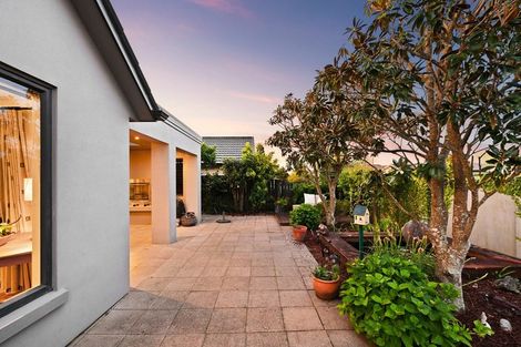 Photo of property in 2 Sovereign Place, Rototuna North, Hamilton, 3210