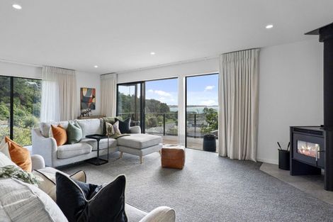 Photo of property in 32 Soleares Avenue, Mount Pleasant, Christchurch, 8081