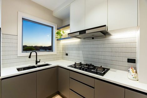 Photo of property in 4 Hanikura Street, Long Bay, Auckland, 0630