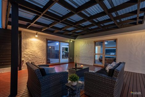 Photo of property in 25 Kopara Grove, Stokes Valley, Lower Hutt, 5019