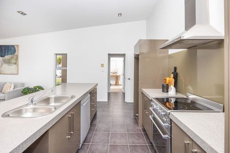 Photo of property in 2 Millennium Heights, Flagstaff, Hamilton, 3210