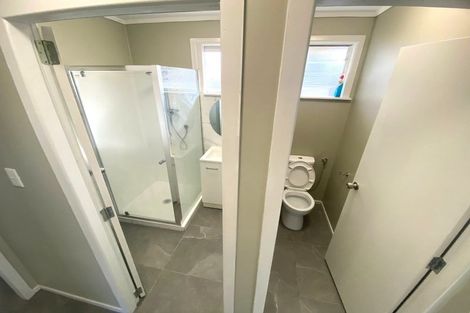 Photo of property in 2/33 Kitchener Road, Sandringham, Auckland, 1025