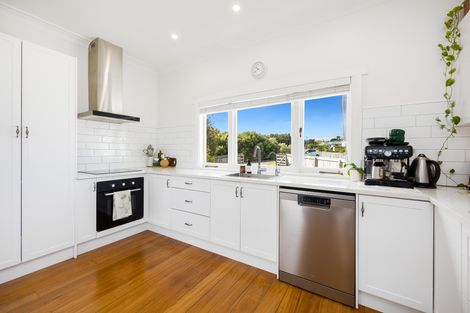 Photo of property in 43 Marshall Road, Kaiwaka, 0573