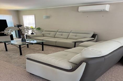 Photo of property in 14 Imogene Way, Half Moon Bay, Auckland, 2012