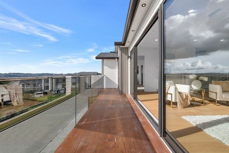 Photo of property in 3 Rakiraki Place, Flat Bush, Auckland, 2019