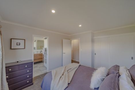 Photo of property in 10 Apatu Place, Waipukurau, 4200