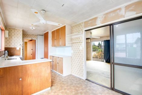 Photo of property in 2 Cabot Place, Flaxmere, Hastings, 4120