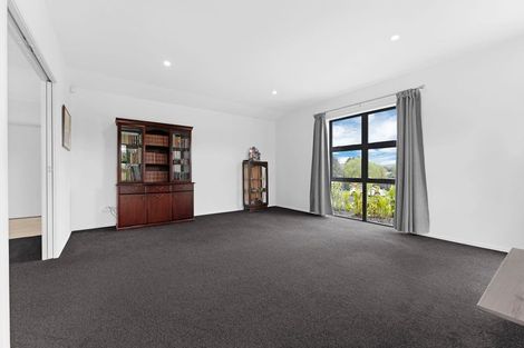 Photo of property in 9 Mcintosh Drive, Pokeno, 2471