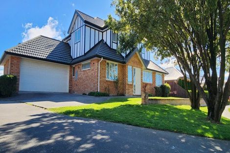 Photo of property in 49 Chesterfield Mews, Russley, Christchurch, 8042