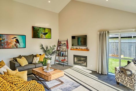 Photo of property in 28 Margaret Shields Avenue, Aotea, Porirua, 5024