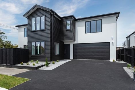 Photo of property in 210 Edgeware Road, Edgeware, Christchurch, 8013