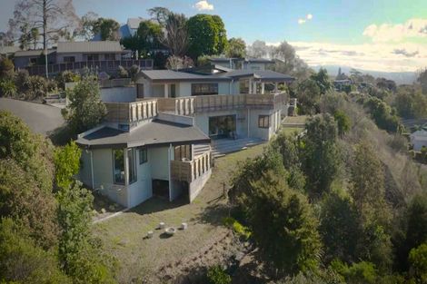 Photo of property in 14 Te Mata Peak Road, Havelock North, 4130