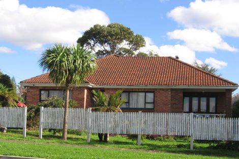 Photo of property in 346 Glengarry Road, Glen Eden, Auckland, 0602