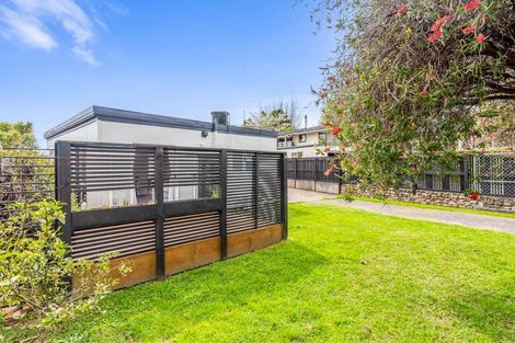 Photo of property in 39 Raumati Road, Raumati Beach, Paraparaumu, 5032