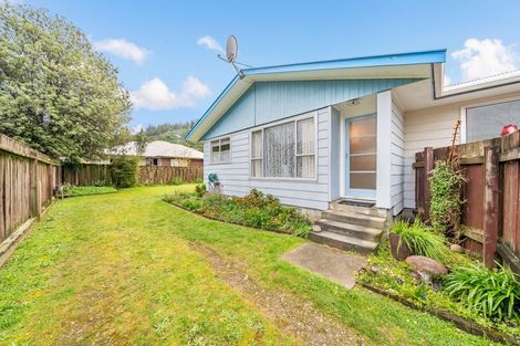 Photo of property in 1/59 Gemstone Drive, Birchville, Upper Hutt, 5018