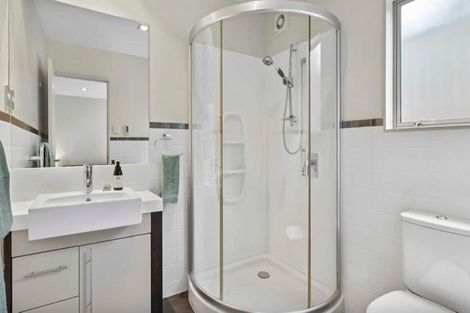 Photo of property in 68 Saddleback Rise, Murrays Bay, Auckland, 0630