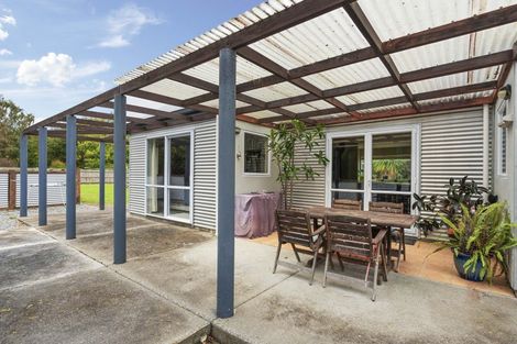 Photo of property in 25 Kenwyn Drive, Carterton, 5713